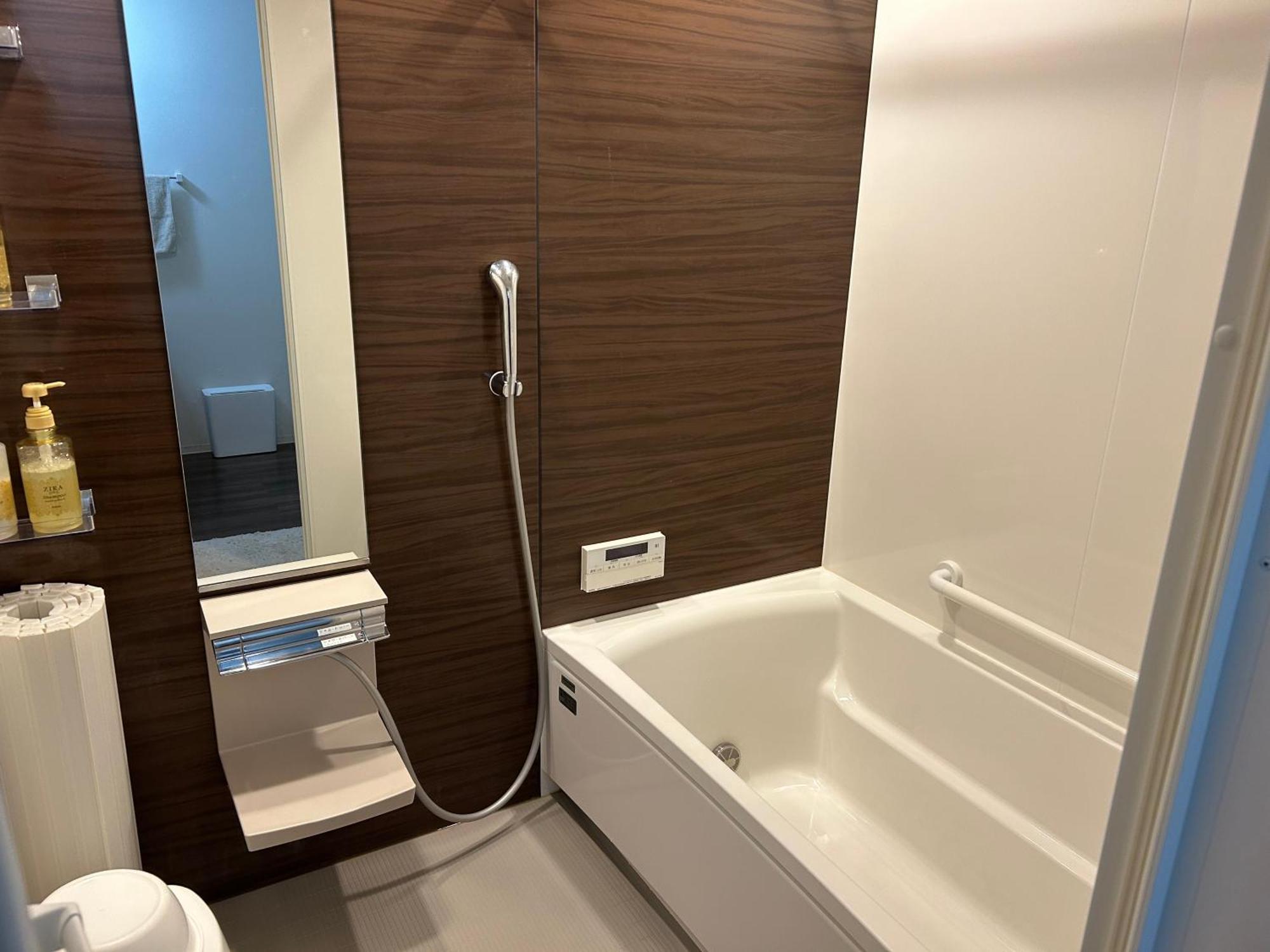 Aparthotel Shin-Imamiya Grand F Osaka Zewnętrze zdjęcie